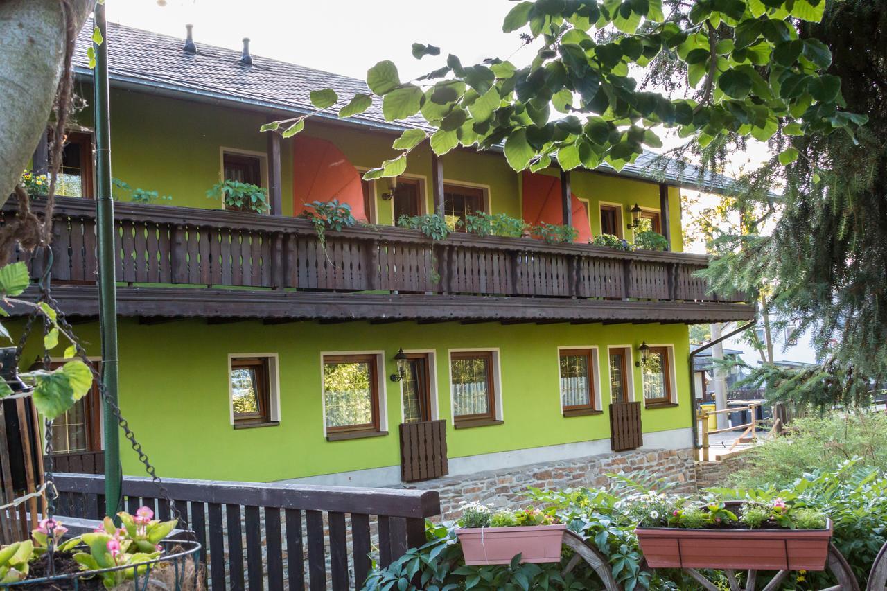 Landgasthof Neitsch Schwarzenberg  Bagian luar foto